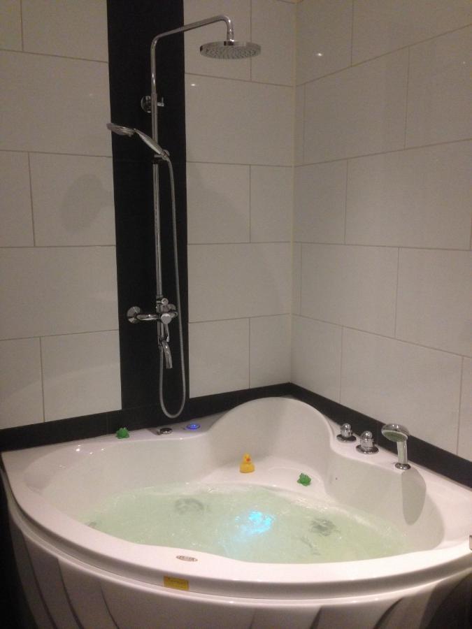 Beach Rose, 1 Free Parking, 2 Min. From Beach, Jacuzzi Noordwijk Extérieur photo